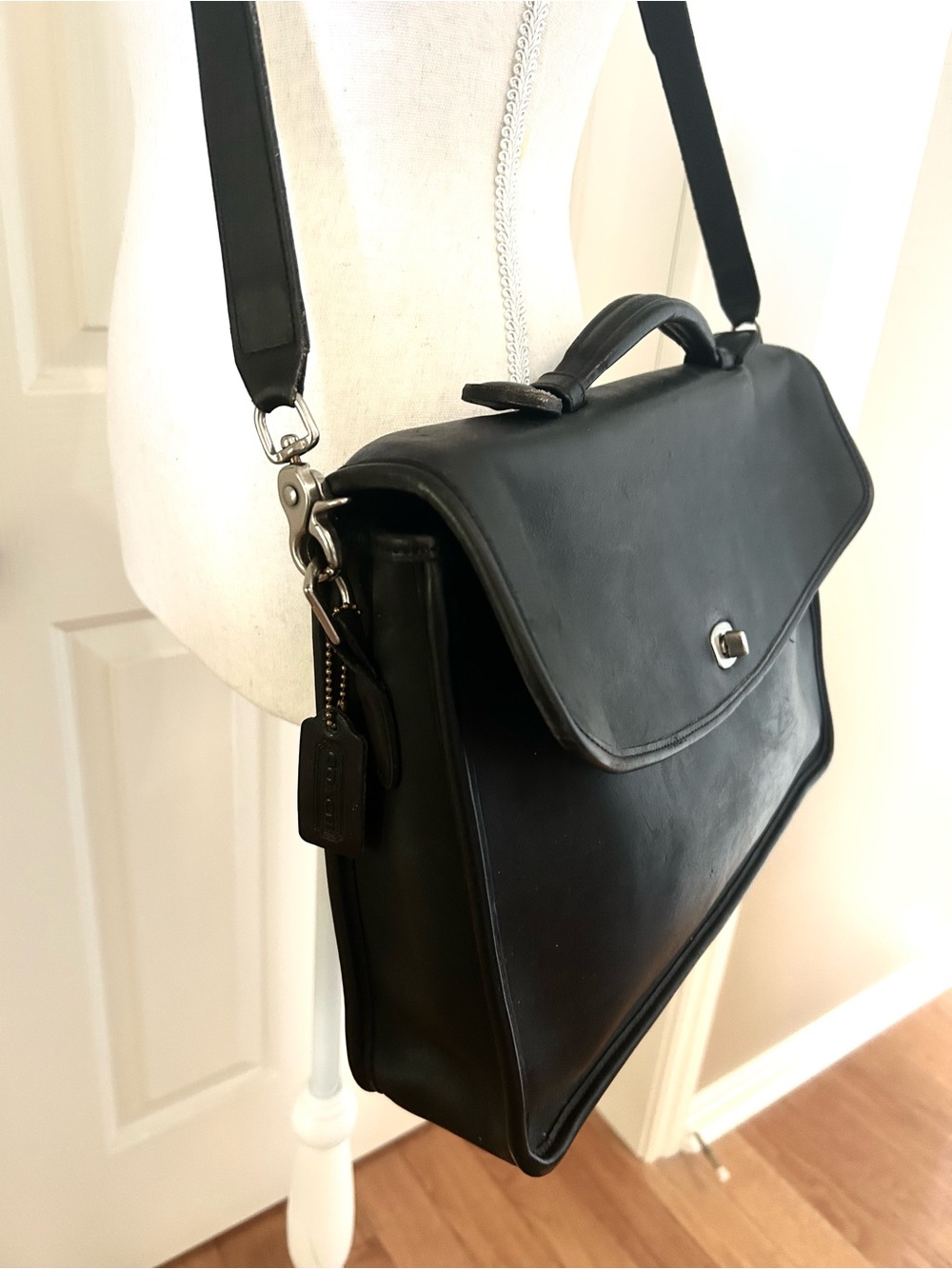 Classic Coach Black Leather Briefcase with Removable Strap EC - Picture 3 of 14